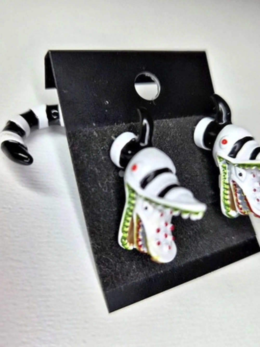 Hot Topic Beetlejuice Sandworm Faux Tunnel Earrings Black & White